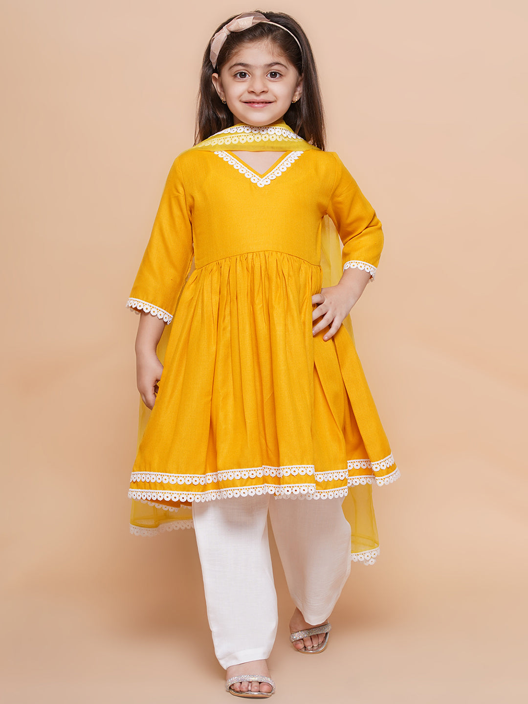 UC Cotton Woven Three Fourth Sleeves Lace Embellished Kurta & Plazzoo with Dupatta Set