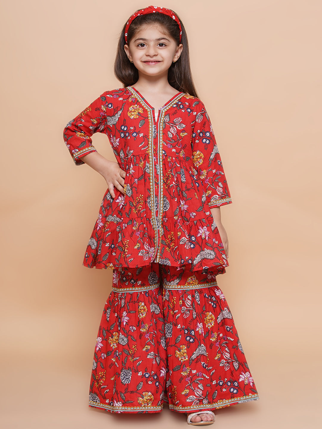 UC Cotton Woven Three Fourth Sleeves Floral printed Lace Embellished Kurta & Plazzoo Set