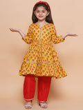 UC Cotton Woven Three Fourth Sleeves Floral Printed Kurta &Plazzoo Set