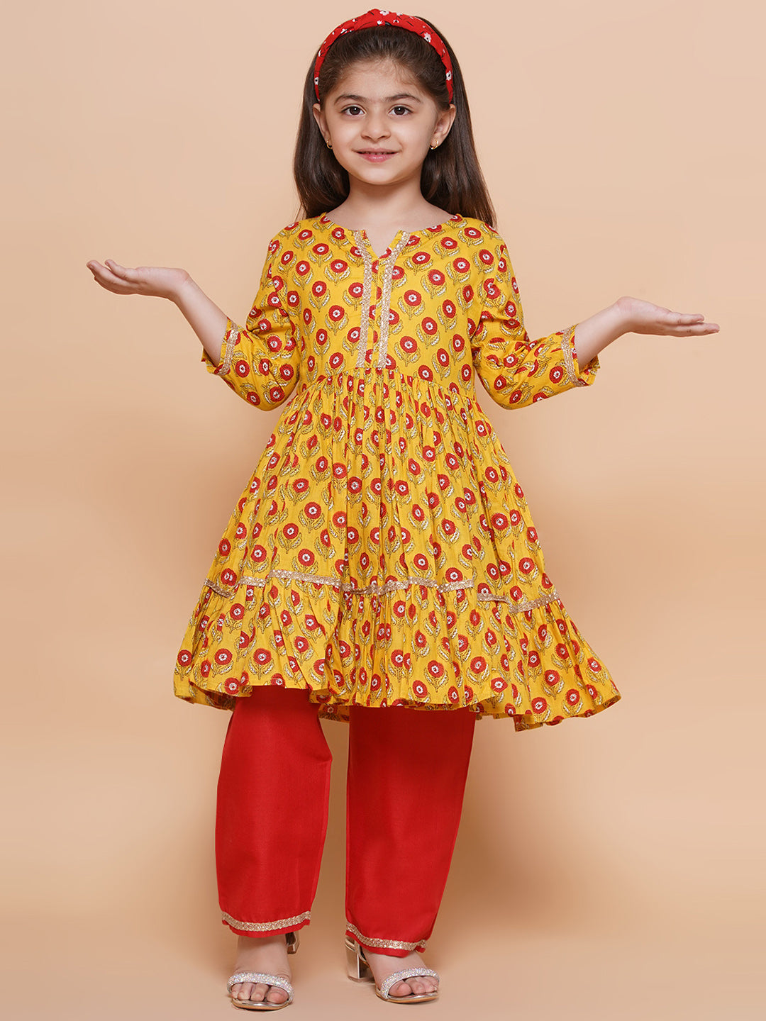 UC Cotton Woven Three Fourth Sleeves Floral Printed Kurta &Plazzoo Set