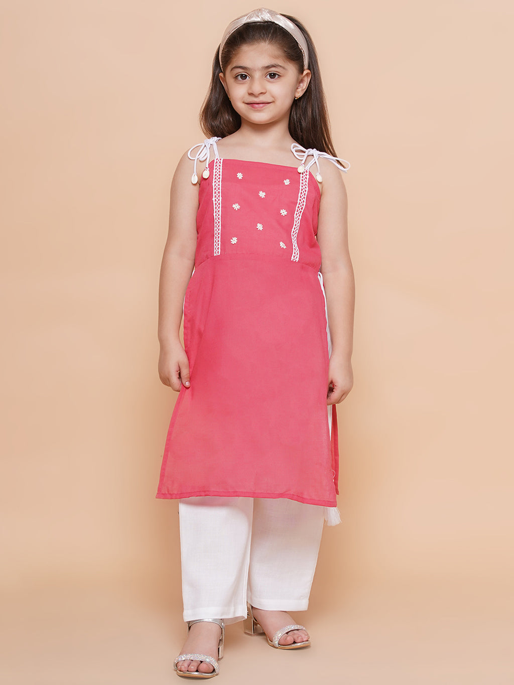 UC Cotton Woven Sleeveless Embroidered Kurta & Plazzoo