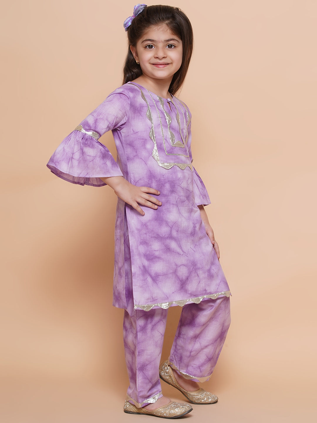 UC Cotton Woven Three Fourth Sleeves Tie Dye Printed Lace Embellished Kurta & Plazzoo Set
