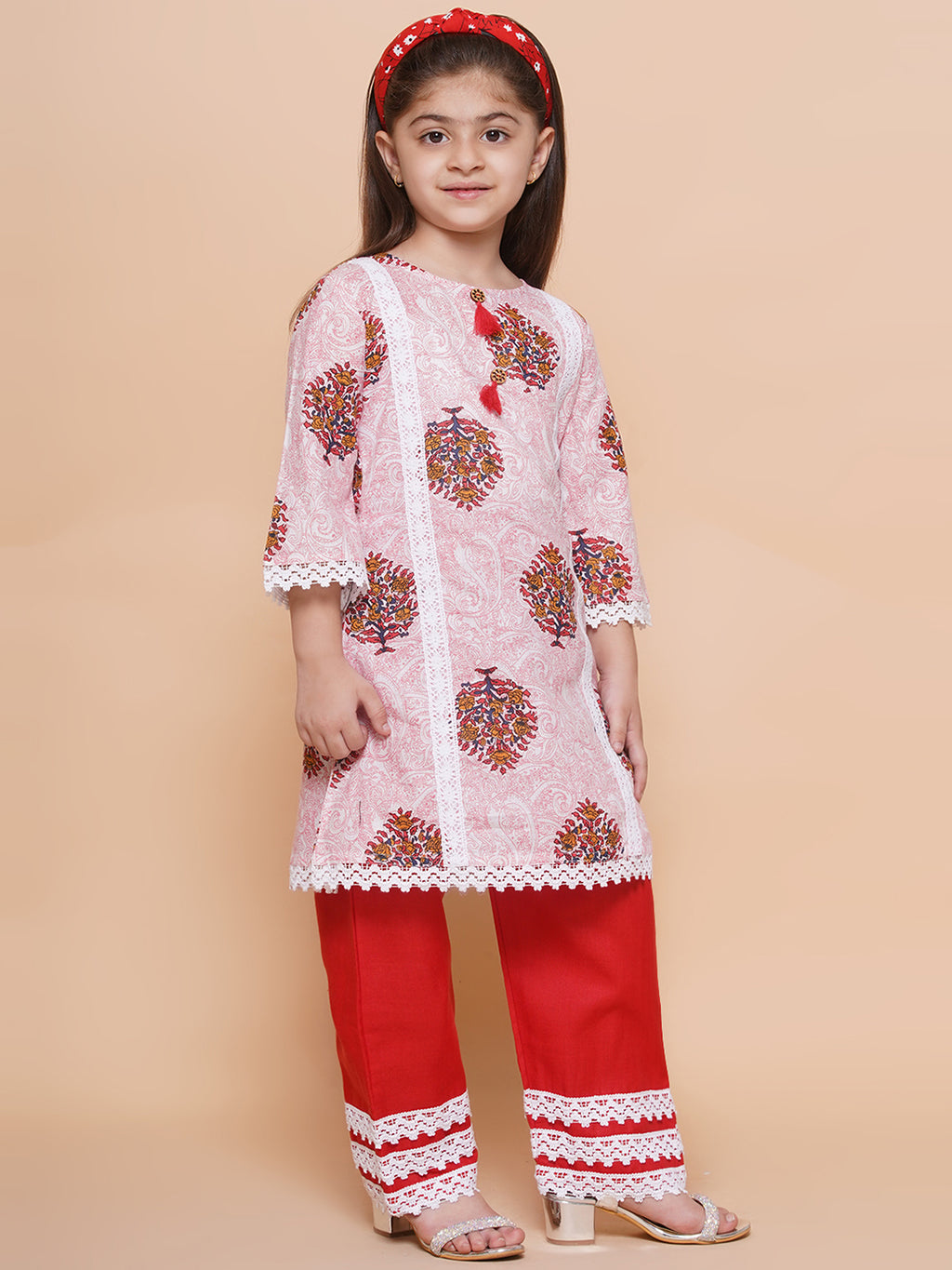 UC Cotton Woven Three Fourth Sleeves Floral Printed Kurta & Plazzoo Set