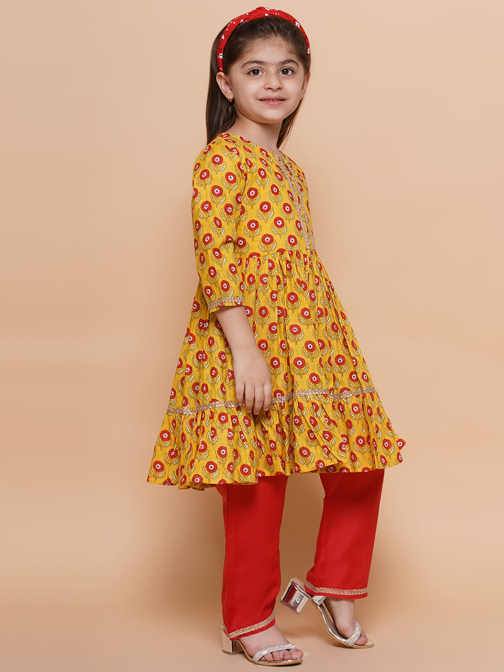 UC Cotton Woven Three Fourth Sleeves Floral Printed Kurta &Plazzoo Set