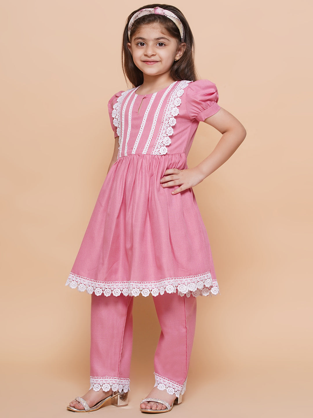 UC Cotton Woven Half puffed Sleeves Solid Lace Embellished Kurta & Plazzoo Set