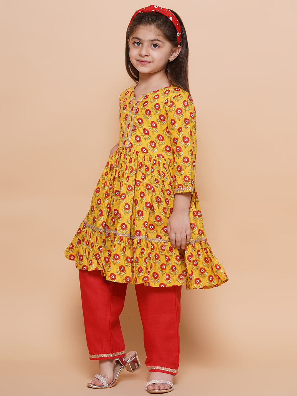 UC Cotton Woven Three Fourth Sleeves Floral Printed Kurta &Plazzoo Set