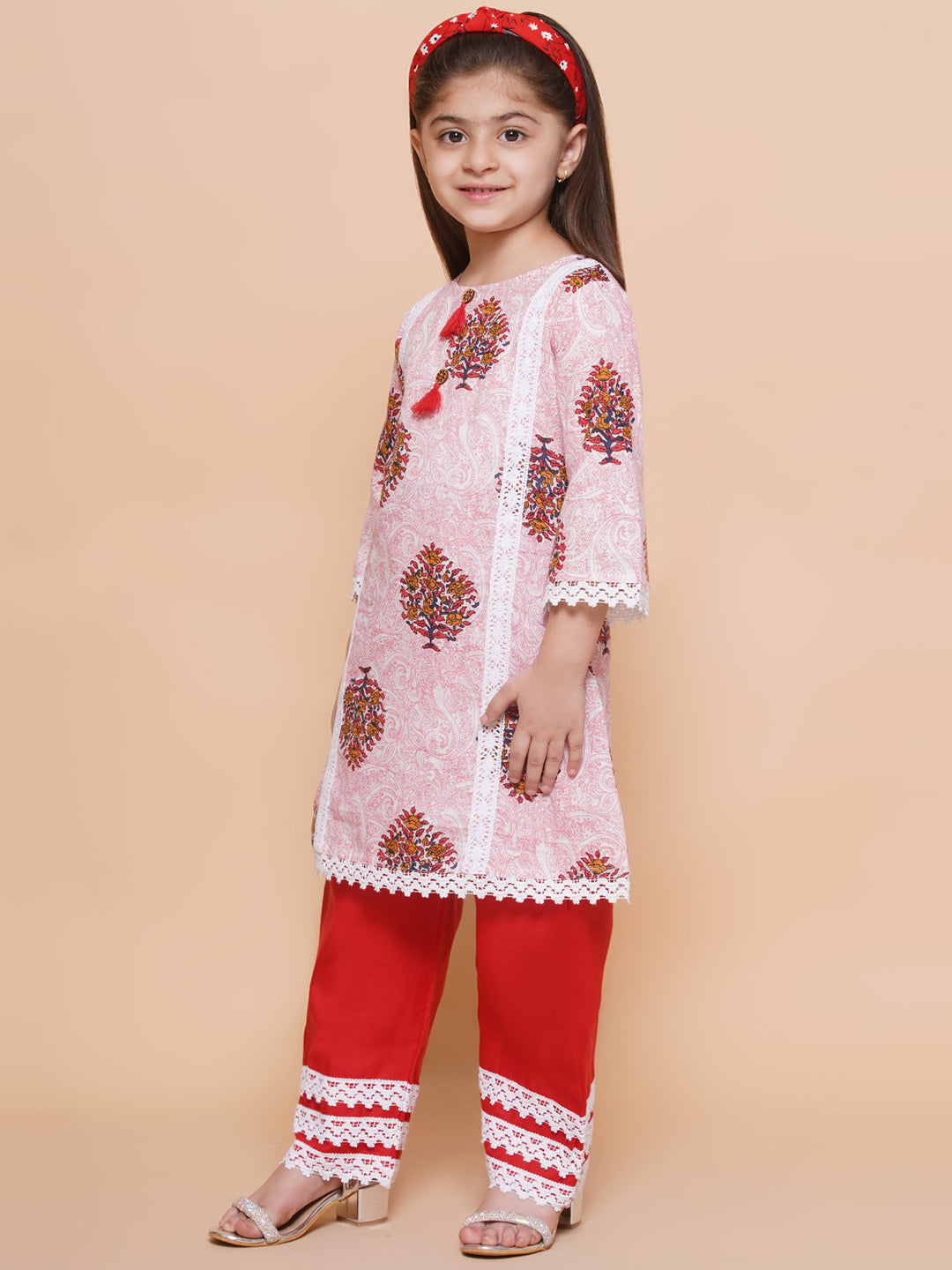 UC Cotton Woven Three Fourth Sleeves Floral Printed Kurta & Plazzoo Set