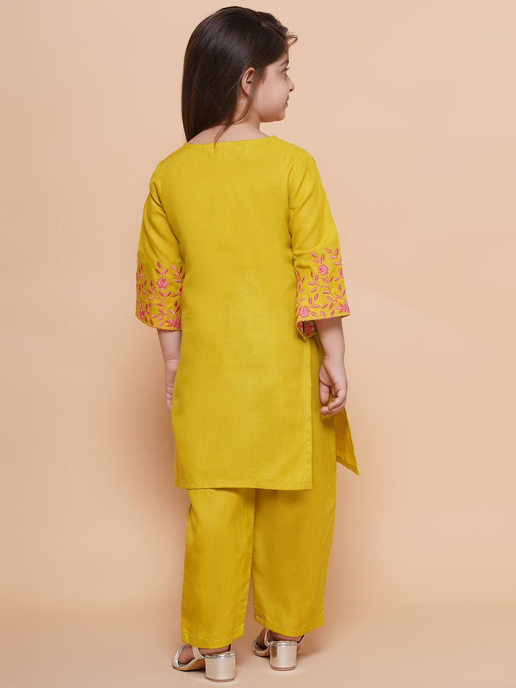 UC Cotton Woven Three Fourth Sleeves Solid Embroidered Kurta & Plazzoo Set
