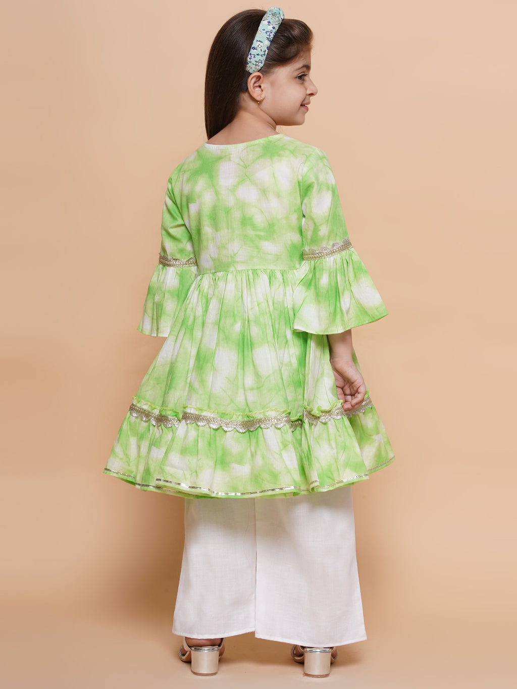 UC Cotton Woven Three Fourth Sleeves Lace Embellished Kurta & Plazzoo Set