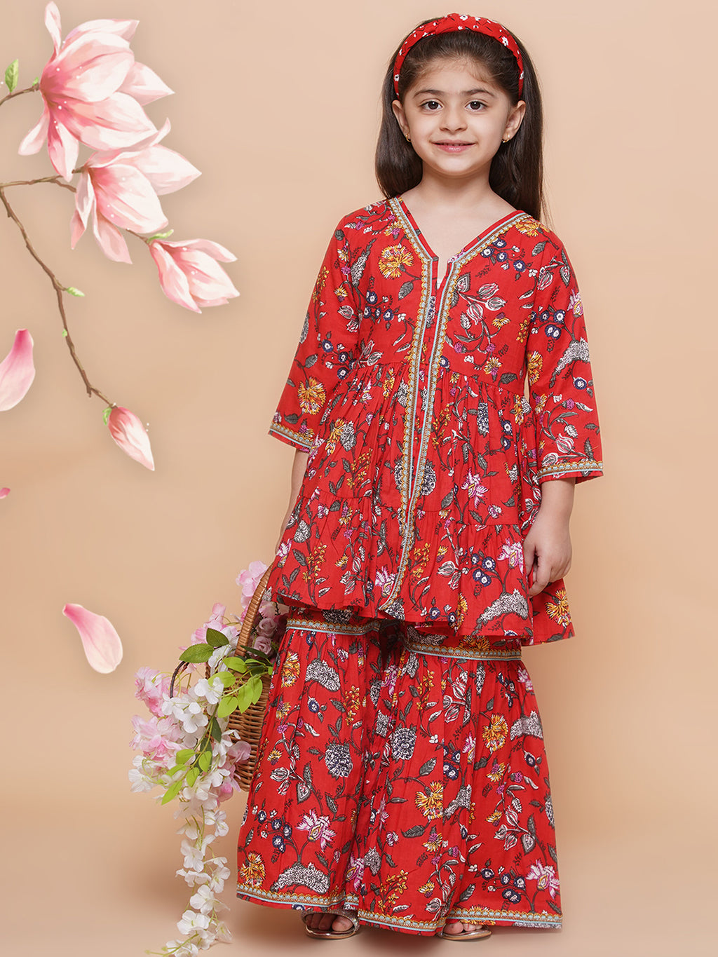 UC Cotton Woven Three Fourth Sleeves Floral printed Lace Embellished Kurta & Plazzoo Set