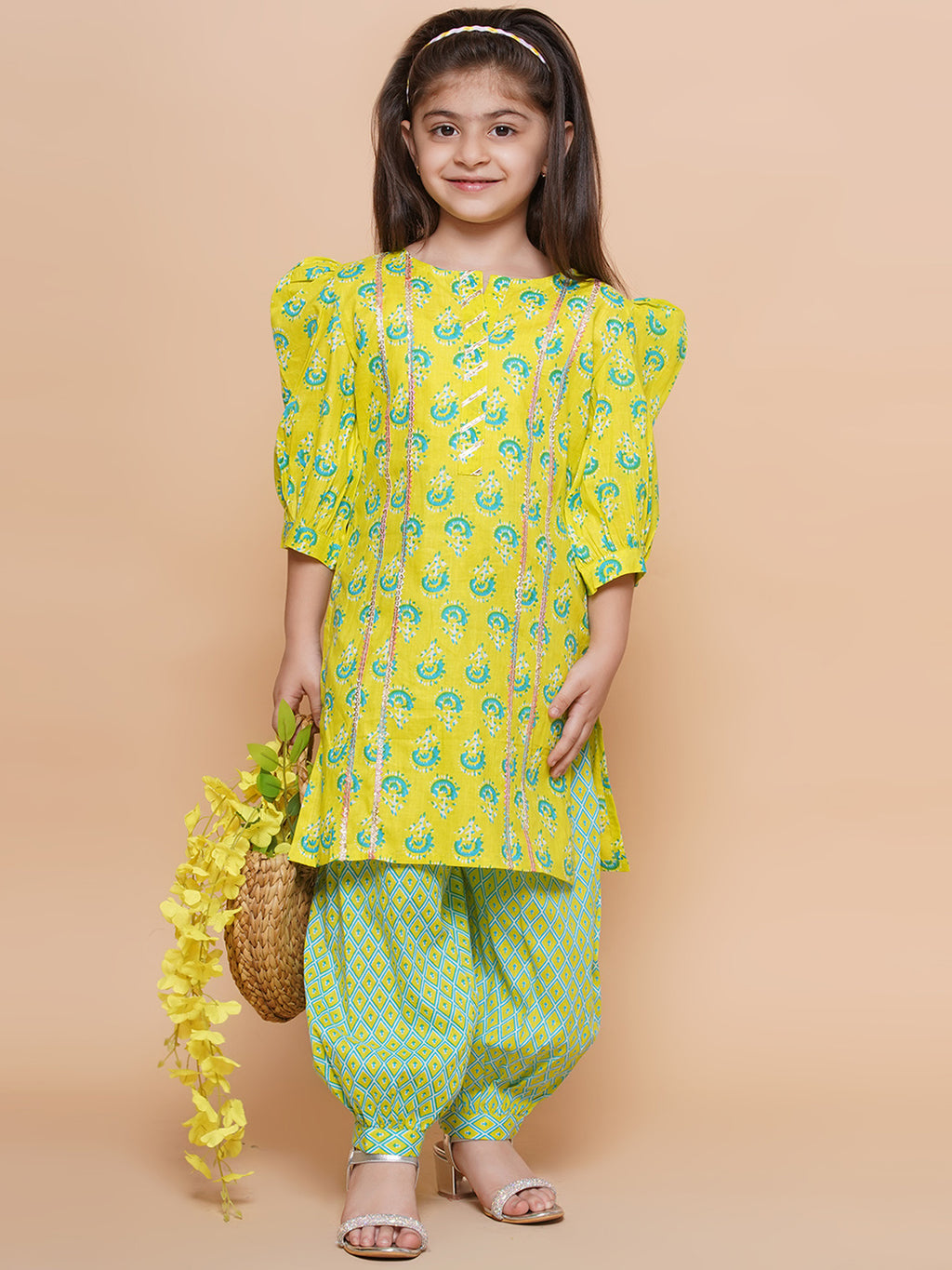UC Cotton Woven Three Fourth Sleeves Floral Printed Kurta & Salwar Set