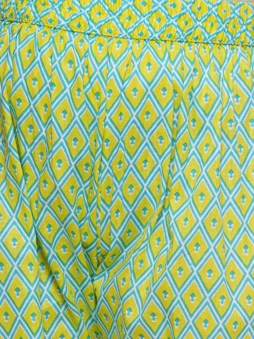 UC Cotton Woven Three Fourth Sleeves Floral Printed Kurta & Salwar Set