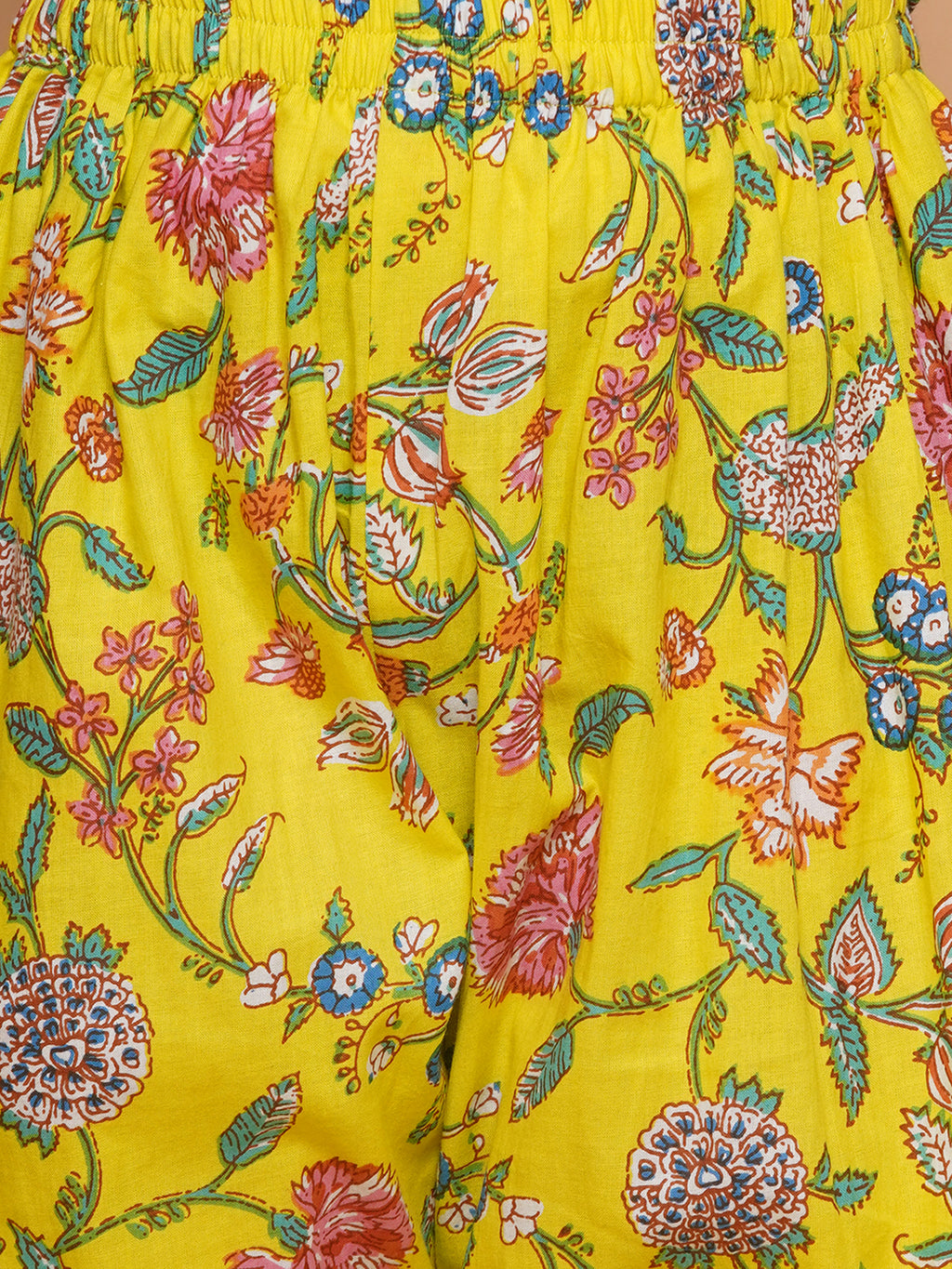 UC Cotton Woven Sleeveless Floral printed Lace Embellished Kurta & Garara with Dupatta and Purse Set